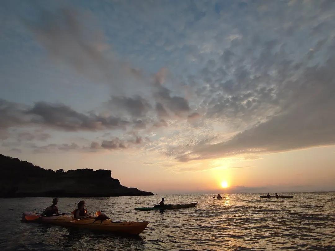 Tour privato in kayak all'alba-1